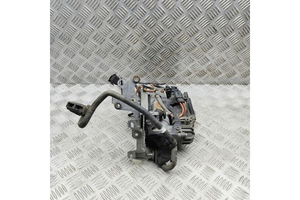 MERCEDES BENZ E T MODEL S213 A2133200104 33047200 SUSPENSION COMPRESSOR Part manufacturer Mercedes Benz OE