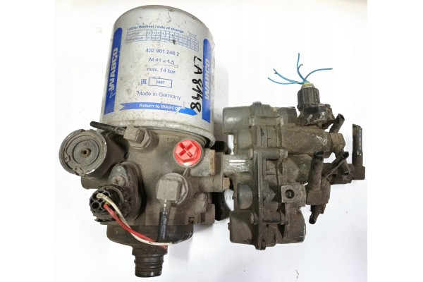 Dehumidifier base valve DAF CF XF