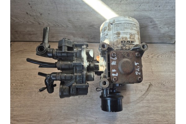 DEHUMIDIFIER BASE OCTOPUS DAF LF EURO 6 AE4563 K048309 Catalog number of the part OSUSZACZ POWIETRZA PODSTAWA OSMIORNICA DAF LF 