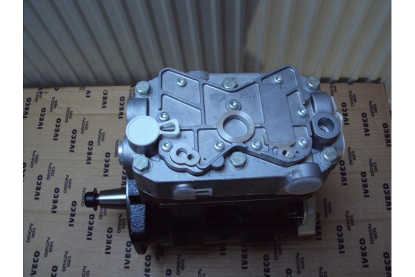 AIR COMPRESSOR IVECO TRAKKER STRALIS 5802799226 Catalog number of the part 5802799226
