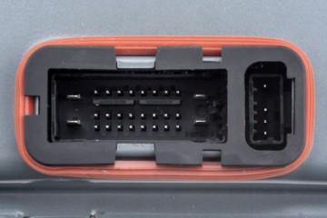 MODUL PRZETWORNICA ENG 2 2D 6 2 MERCEDES S C216 S W221 10 2005 12 2013 Typ samochodu 4x4 SUV Samochody osobowe