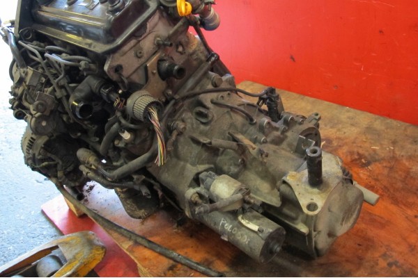 VW POLO III 6N 1 9 D FELICIA T4 SILNIK AEF KOMPLETNY SKRZYNIA DCH Typ samochodu Samochody osobowe