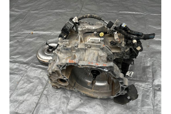 RENEGADE 500X AUTOMATIC TRANSMISSION 2 4 2X4 Catalog number of the part P68257274AA