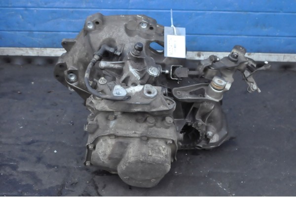 OPEL MERIVA A CORSA C COMBO 1 3 CDTI 55kW 75HP TRANSMISSION F17W394 168tys km Transmission type manual