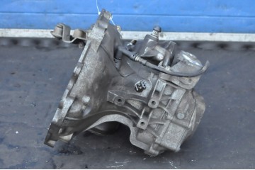 OPEL MERIVA A CORSA C COMBO 1 3 CDTI 55kW 75HP TRANSMISSION F17W394 168tys km Part manufacturer Opel OE