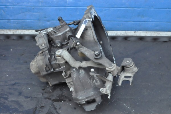 OPEL MERIVA A CORSA C COMBO 1 3 CDTI 55kW 75HP TRANSMISSION F17W394 168tys km Quality of parts according to GVO O original with 