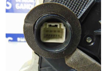 10 PIN CERRADURA PUERTA DELANTERA IZQUIERDA LEXUS IS (DS2/IS2) 250 V6 2007 10 PIN 185046 LEXUS - 1