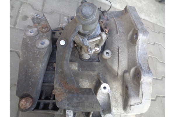 OPEL ASTRA III 09R 1 7CDTI Z17DTR GEARBOX M32 6SPEEDS Car type passenger cars