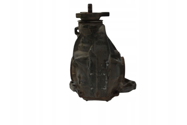 2009 Mercedes Benz E C207 W207 Rear differential 2043501614 Installation side multipurpose
