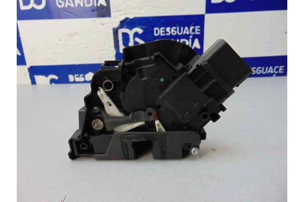 3M5AR21813ET  CERRADURA PUERTA DELANTERA IZQUIERDA FORD FOCUS BERLINA (CB4) Titanium 3M5AR21813ET 185088 FORD - 4