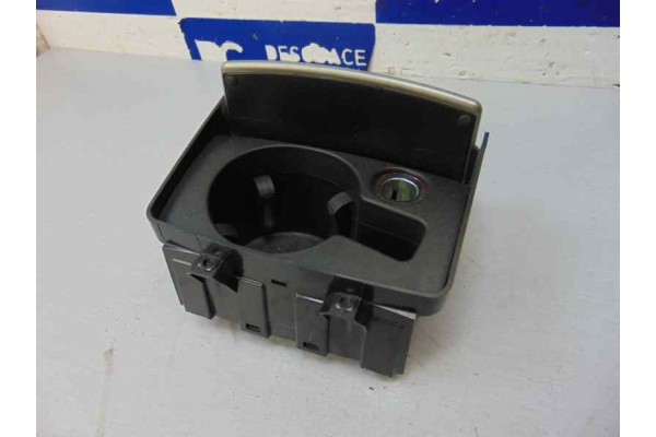 4F1862533 CENICERO AUDI A6 BERLINA (4F2) 2.7 TDI 4F1862533 185130 AUDI - 1