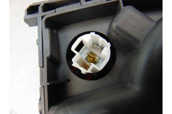 4F1862533 CENICERO AUDI A6 BERLINA (4F2) 2.7 TDI 4F1862533 185130 AUDI - 5