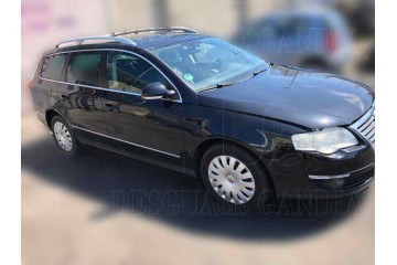 VOLKSWAGEN PASSAT VARIANT (3C5) Highline