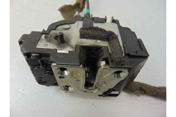 3 PIN CERRADURA PUERTA TRASERA DERECHA NISSAN QASHQAI (J10) Acenta 2007 3 PIN 185545 NISSAN - 2