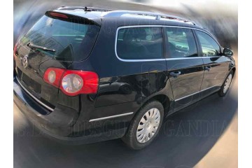 VOLKSWAGEN PASSAT VARIANT (3C5) Highline