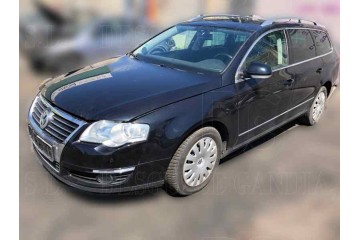 VOLKSWAGEN PASSAT VARIANT (3C5) Highline