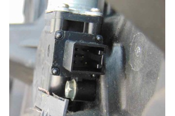 6 PIN ELEVALUNAS DELANTERO IZQUIERDO MAZDA 3 BERLINA (BL) Active 2010 6 PIN 185935 MAZDA - 1