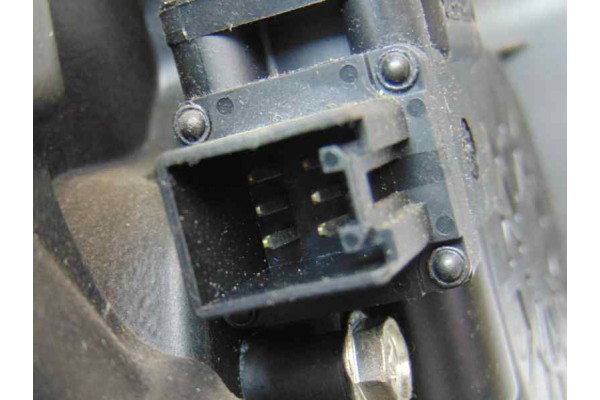 6 PIN ELEVALUNAS TRASERO DERECHO MAZDA 3 BERLINA (BL) Active 2010 6 PIN 185936 MAZDA - 1