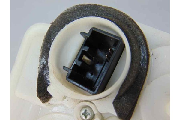 4 PIN CERRADURA PUERTA TRASERA DERECHA MAZDA 3 BERLINA (BL) Active 2010 4 PIN 185941 MAZDA - 3