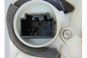 4 PIN CERRADURA PUERTA TRASERA IZQUIERDA MAZDA 3 BERLINA (BL) Active 2010 4 PIN 185942 MAZDA - 3