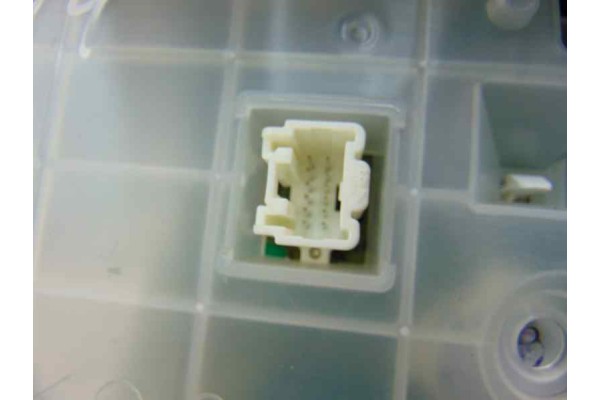  CUADRO INSTRUMENTOS MAZDA 3 BERLINA (BL) Active 2010 185949 MAZDA - 5