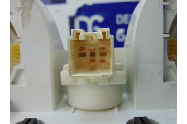  MANDO CALEFACCION / AIRE ACONDICIONADO MAZDA 3 BERLINA (BL) Active 2010 185959 MAZDA - 5