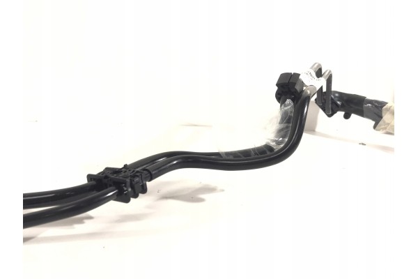 Tubería de combustible PORSCHE MACAN 95B201080D
