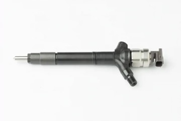 INJECTOR DCRI107670 DENSO TOYOTA AURIS