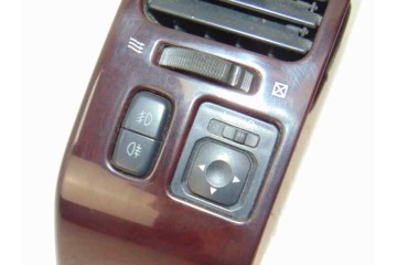 MR40245102 REJILLA AIREADORA MITSUBISHI MONTERO (V60/V70) 3.2 DI-D Avance (5-ptas.) 2000 MR40245102 187419 MITSUBISHI - 2