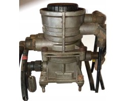 EBS modulator valve for Renault Magnum Premium DCI RVI AE semi trailers