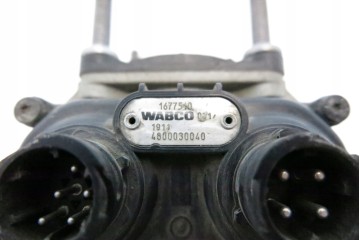 DAF XF 105 EURO 5 BRAKE MASTER VALVE Catalog number of the original 1677510