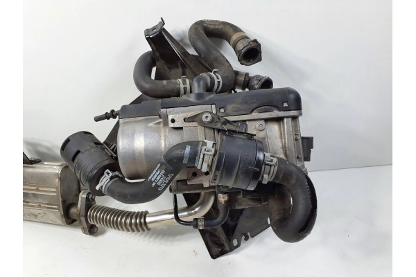Volvo XC90 2018 Parking heater Webasto complete Part manufacturer Volvo OE