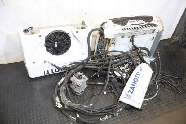RENAULT MASTER III 2 3DCI REFRIGERATION UNIT Packaging status replacement