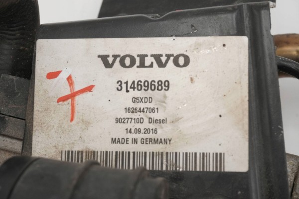 PARKING HEATER WEBASTO VOLVO V90 31469689 31363990 Catalog number of the original 31363990