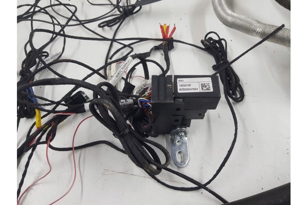 Jeep Grand Cherokee WK2 Webasto heating Part manufacturer Webasto