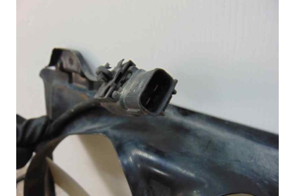  ELECTROVENTILADOR TOYOTA RAV4 (A2) 2.0 D-4D Sol 4X4 (2003) 2004 188598 TOYOTA - 4