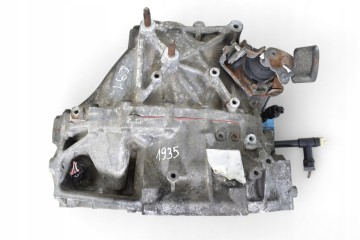 Grandis DODGE CALIBER AVENGER OUTLANDER 2 0CRD 2WD Catalog number of the part Manual Manualna MITSUBISHI