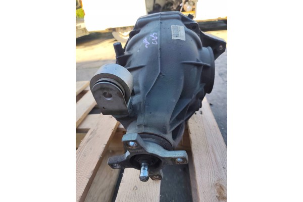 MERCEDES W204 C63 AMG REAR DIFFERENTIAL Part manufacturer Mercedes Benz OE