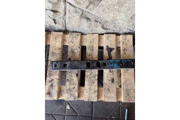 GEARBOX SUPPORT BEAM TOYOTA LAND CRUISER J90 J95 3 0 DIESEL
