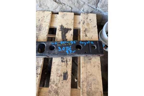GEARBOX SUPPORT BEAM TOYOTA LAND CRUISER J90 J95 3 0 DIESEL Catalog number of the part BELKA
