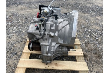 SMART FORFOUR II 453 TWINGO III 0 9 TCE COMPLETE GEARBOX DC0002 Catalog number of the part DC0002 SKRZYNIA BIEGOW
