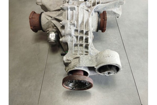 Audi A4 S4 B9 8W Rear Differential Bridge 0B0500043G Packaging status replacement