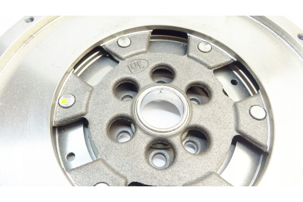 Schaeffler LuK 415 0431 10 Flywheel Car type cargo vans passenger cars