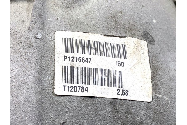 BRIDGE DYFER REAR VOLVO XC90 AND P30787700 2 4 185KM 02 15 SUV Installation side rear