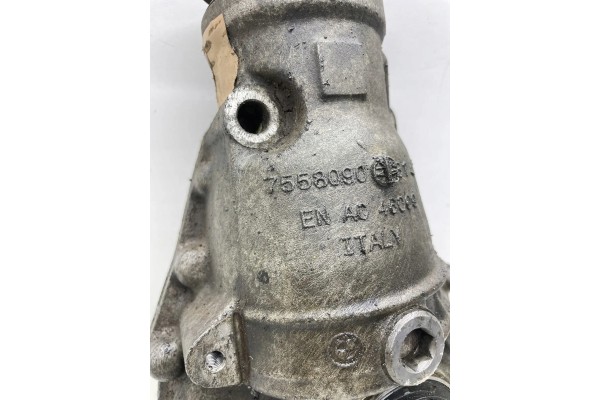Front reducer BMW 7 F01 F02 7558090 4 4L gasoline 331kW 2014 Catalog number of the part 7558090