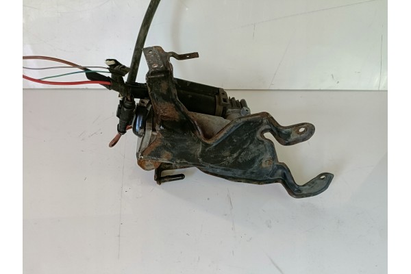 Compresor de suspensión MERCEDES-BENZ E T-MODEL (S211) A2113200304