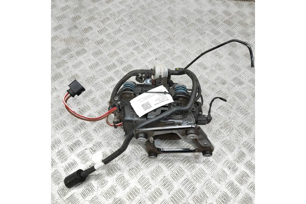 LAND ROVER RANGE ROVER SPORT SUSPENSION COMPRESSOR L461 443020311 Part manufacturer Land Rover OE