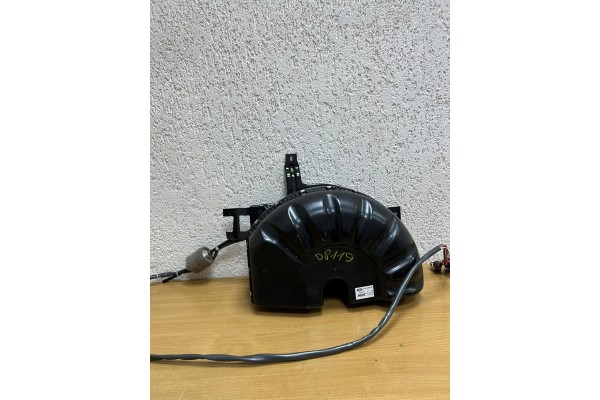 LAND ROVER D8119 diesel 2015 suspension compressor Part manufacturer Land Rover OE