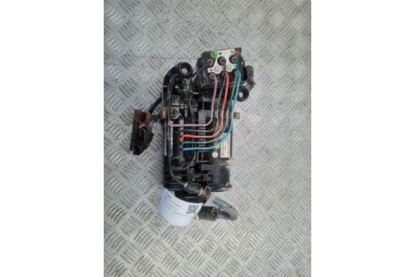 Suspension compressor VW PHAETON 3D_ 3D0422885D 3 0L 2006 Catalog number of the part 3D0422885D