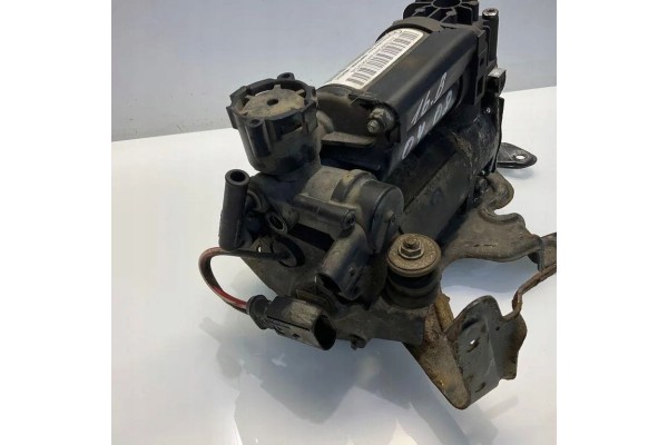 Suspension compressor MERCEDES BENZ E W211 2113200304 2 7L diesel 130kW Part manufacturer Mercedes Benz OE